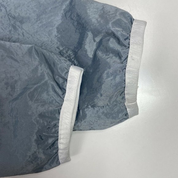 Nike Tech Women’s Gray Nylon Windbreaker Size S - Picture 7 of 7